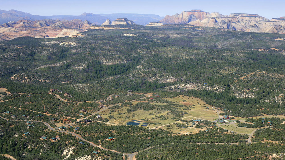 Featured image for “Hike the East Zion Trails Less Traveled—Observation Point & Cable Mountain”