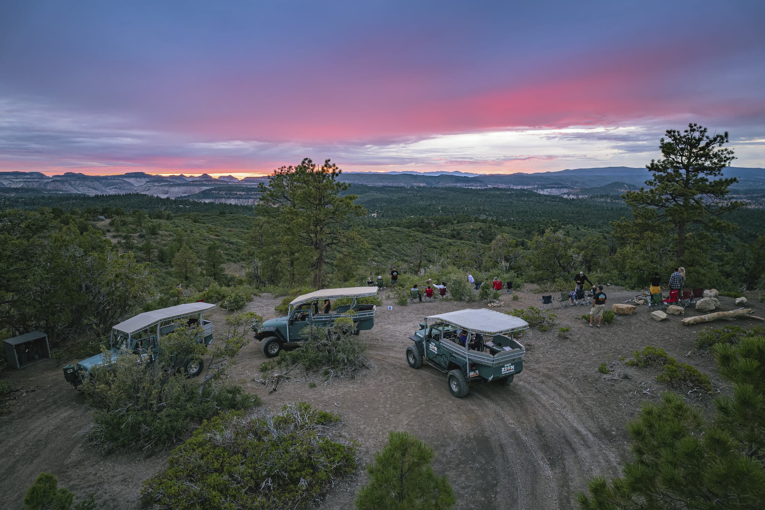 Zion Sunset Jeep Tour Guided Tour near Zion